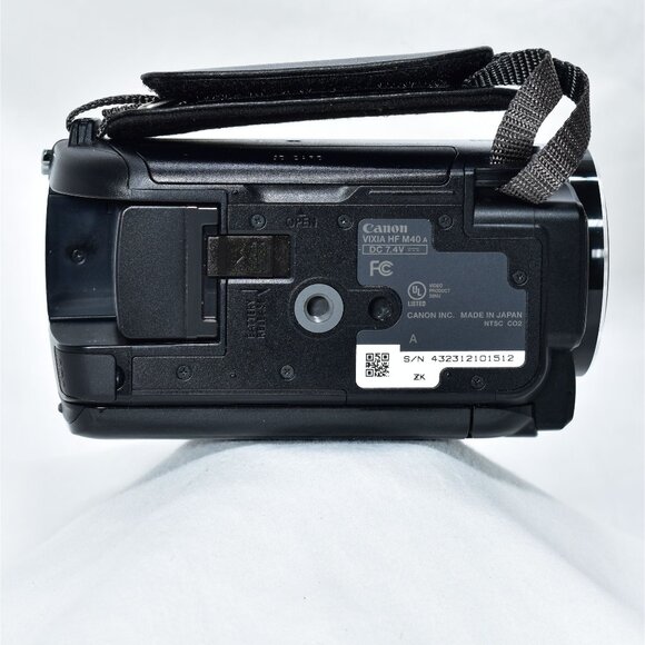Canon VIXIA HF M40 16GB Flash Memory Camcorder HD Video 10x Optical Zoom 64GB SD - Picture 6 of 12